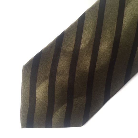 STACY ADAMS Silk Tie and Pocket Square Olive and Black Stripes - Picture 3 of 9